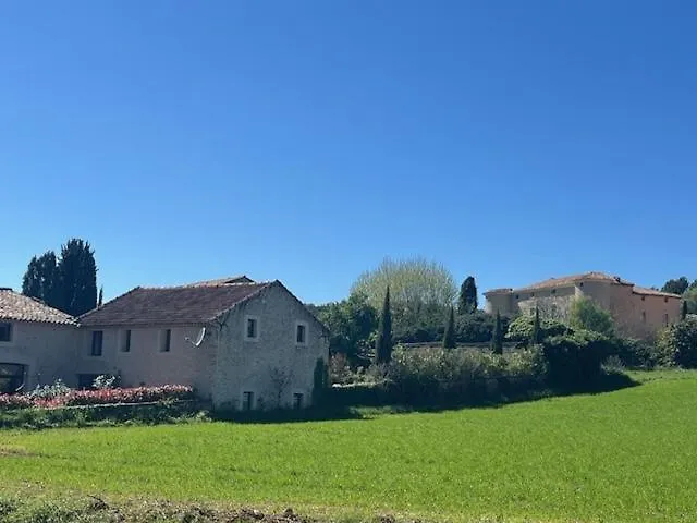Lioux Le Mas Aux Cedres - Teritoria לינה וארוחת בוקר